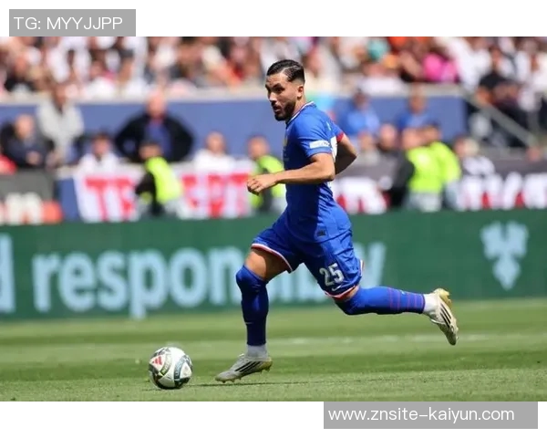 瓜氏爱将谢尔基传球能力助曼城破解密集防守的致胜法宝 瓜氏爱将谢尔基传球能力助曼城破解密集防守的致胜法宝